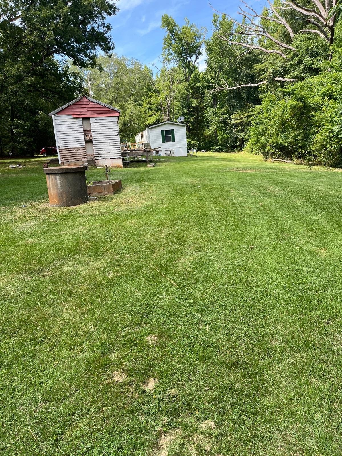 SALAZAR A LANDSCAPER (39)